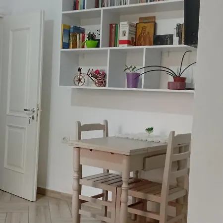 Enki's Garden Tirana