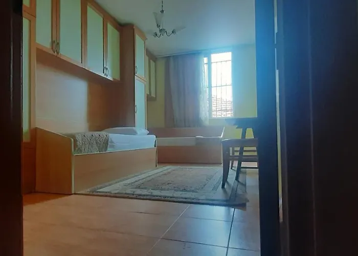 Enki'S Garden Pensión 3*